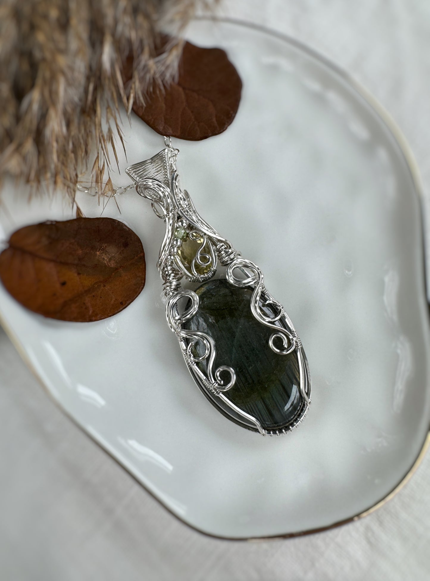 Labradorite, Lemon Quartz & Peridot Statement Necklace in 0.925 Sterling Silver