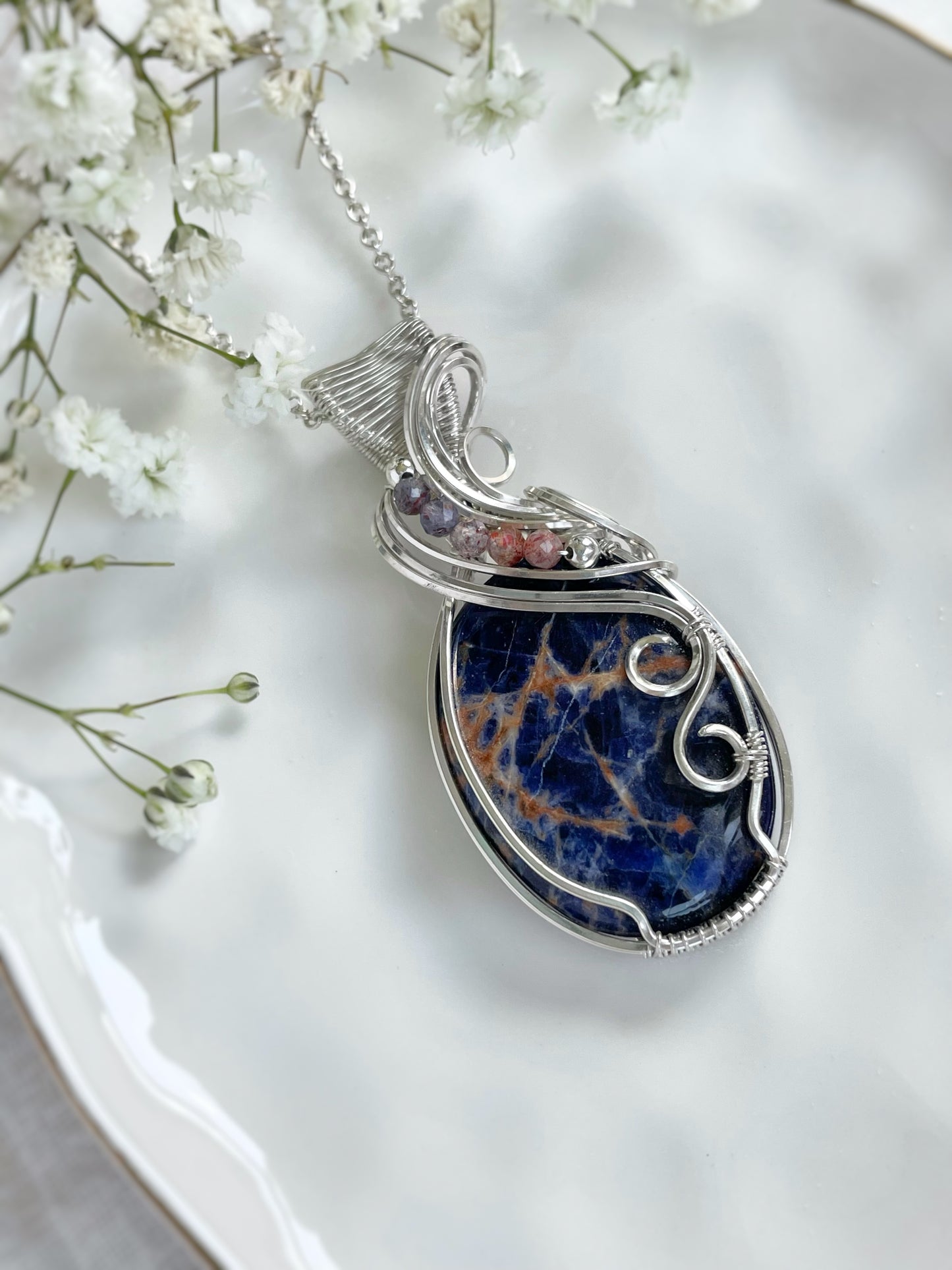 Sunset Sodalite & Iolite Sunstone Necklace in 0.925 Sterling Silver