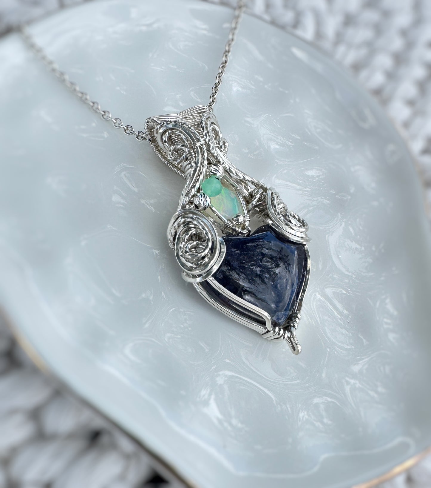 Iolite, Opal & Chrysoprase Necklace in 0.925 Sterling Silver