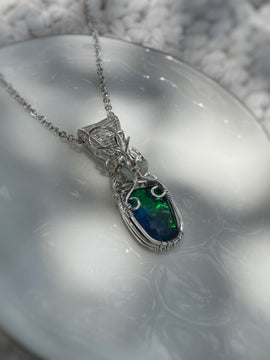 3.67 CT Australian Opal, Ethiopian Opal & Peridot Necklace in 0.925 Sterling Silver