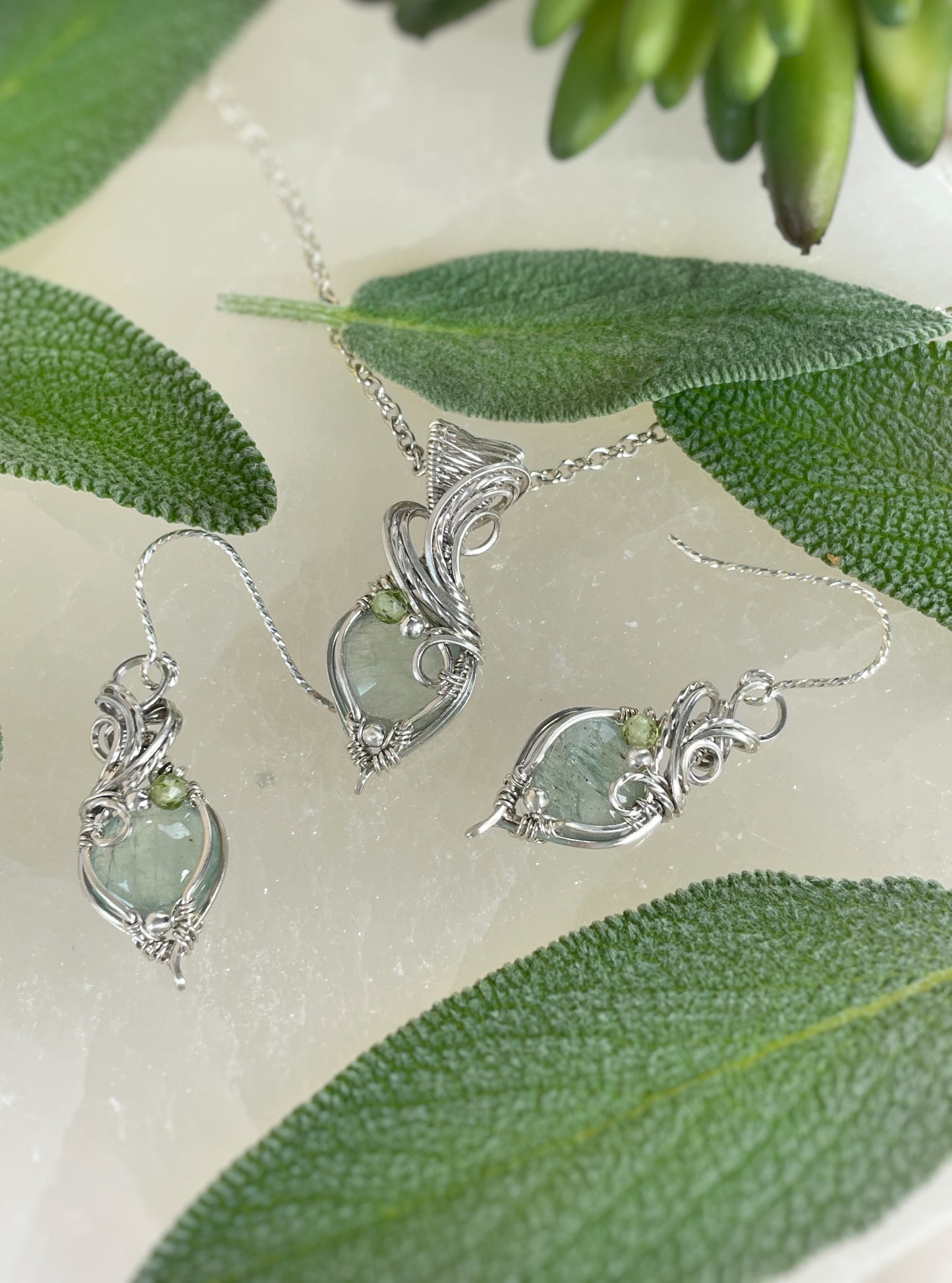 Aquamarine & Peridot Set (Necklace + Earrings) in 0.925 Sterling Silver