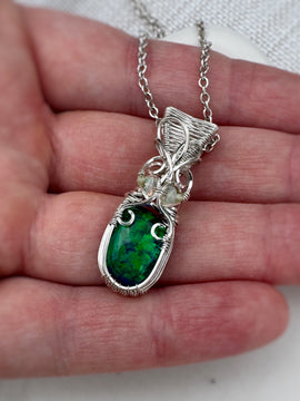 3.67 CT Australian Opal, Ethiopian Opal & Peridot Necklace in 0.925 Sterling Silver